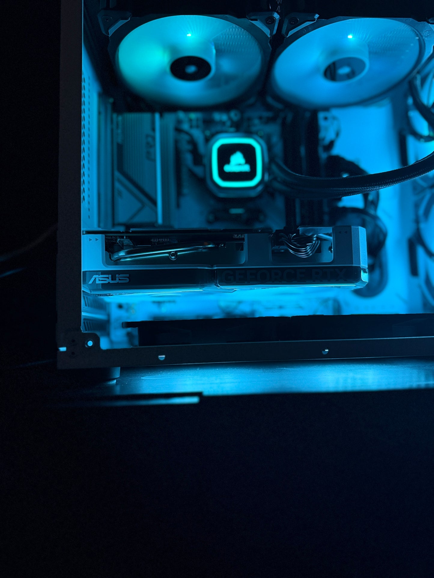PRO Gaming-PC | Ryzen 7 5800X | RTX 4060 | 32GB | M.2 SSD | AiO