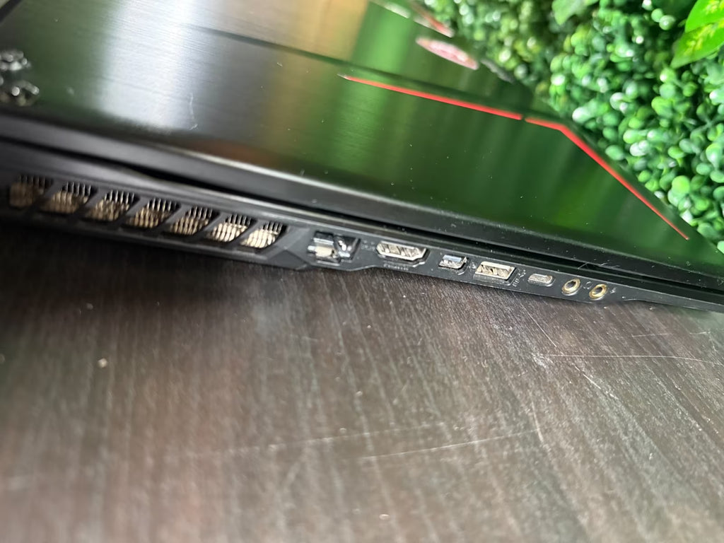 Showcase - Gaming-Laptop MSI | i7-7700HQ | GTX 1070 | 16GB RAM