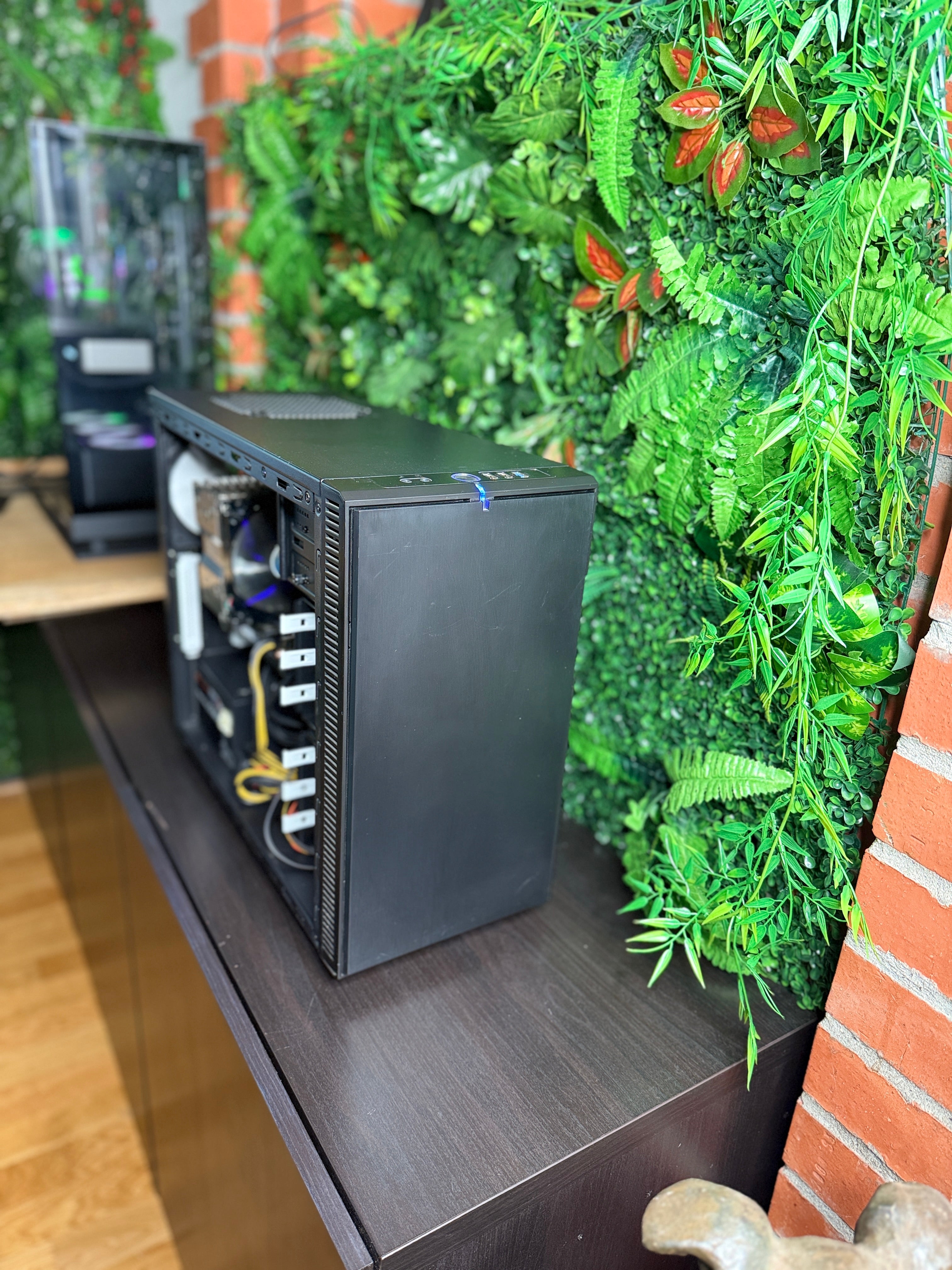 Showcase - EINSTEIGER GAMING-PC | i7-4770 | GTX 1060 | 16GB RAM