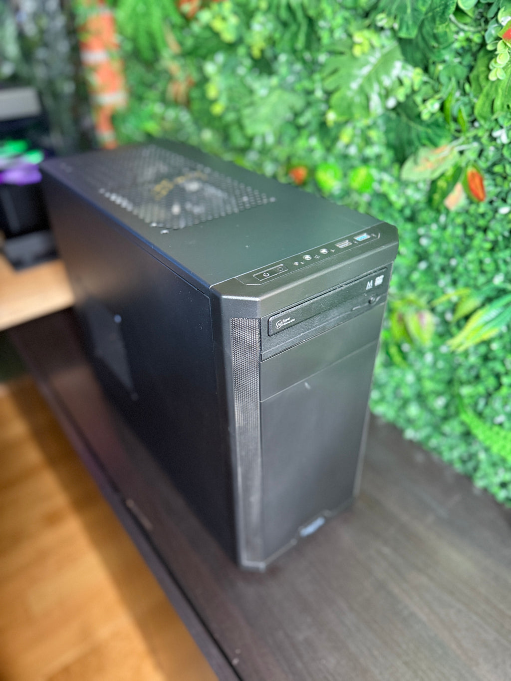 Showcase - EINSTEIGER GAMING-PC | i5-6500 | GTX 980 | 16GB RAM