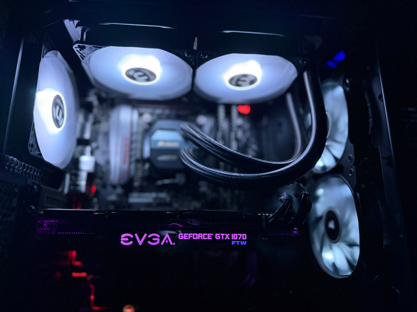 Einsteiger Gaming-PC | i7 6700K | GTX 1070 | 16GB | SSD | AiO