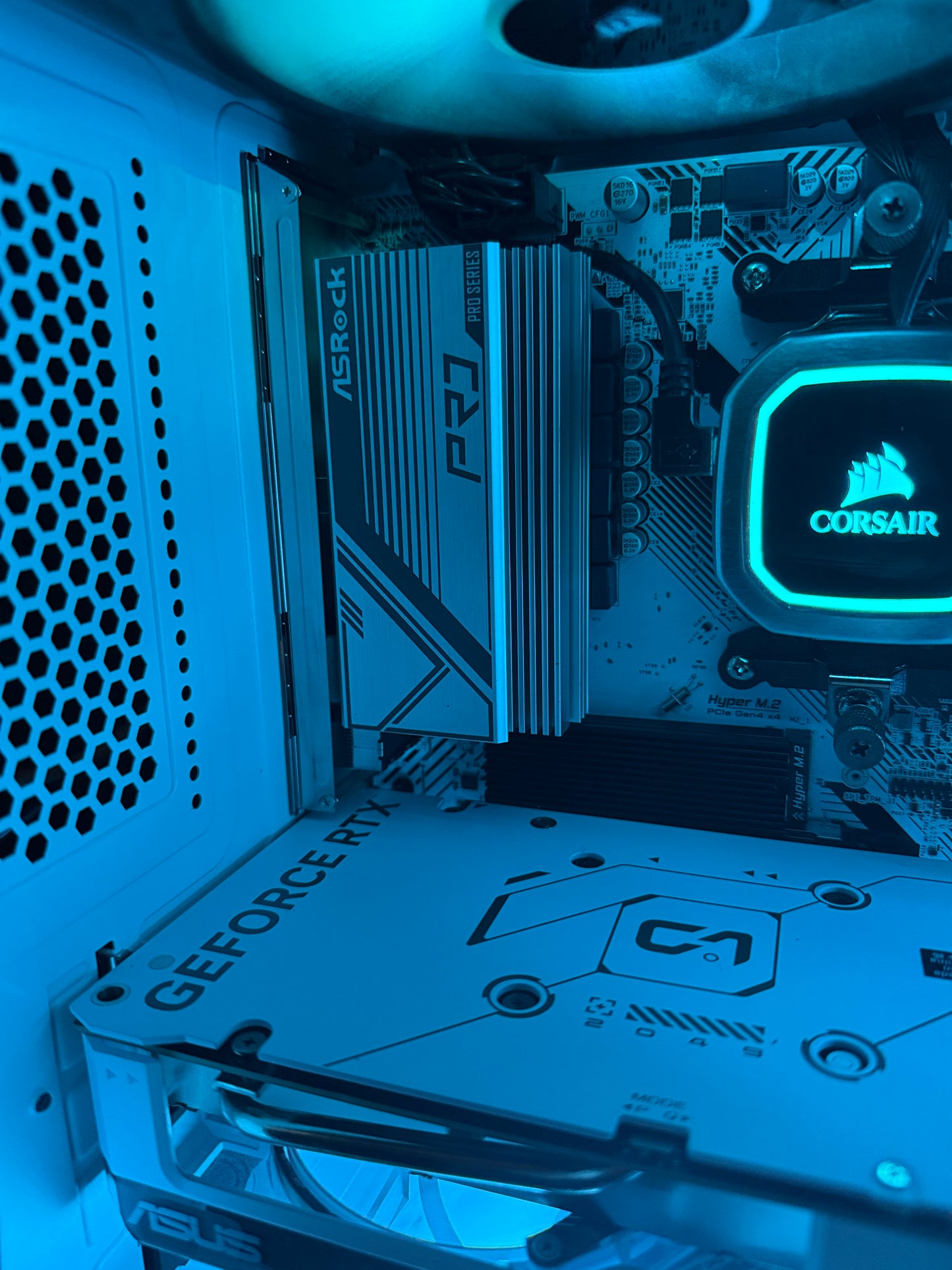 PRO Gaming-PC | Ryzen 7 5800X | RTX 4060 | 32GB | M.2 SSD | AiO