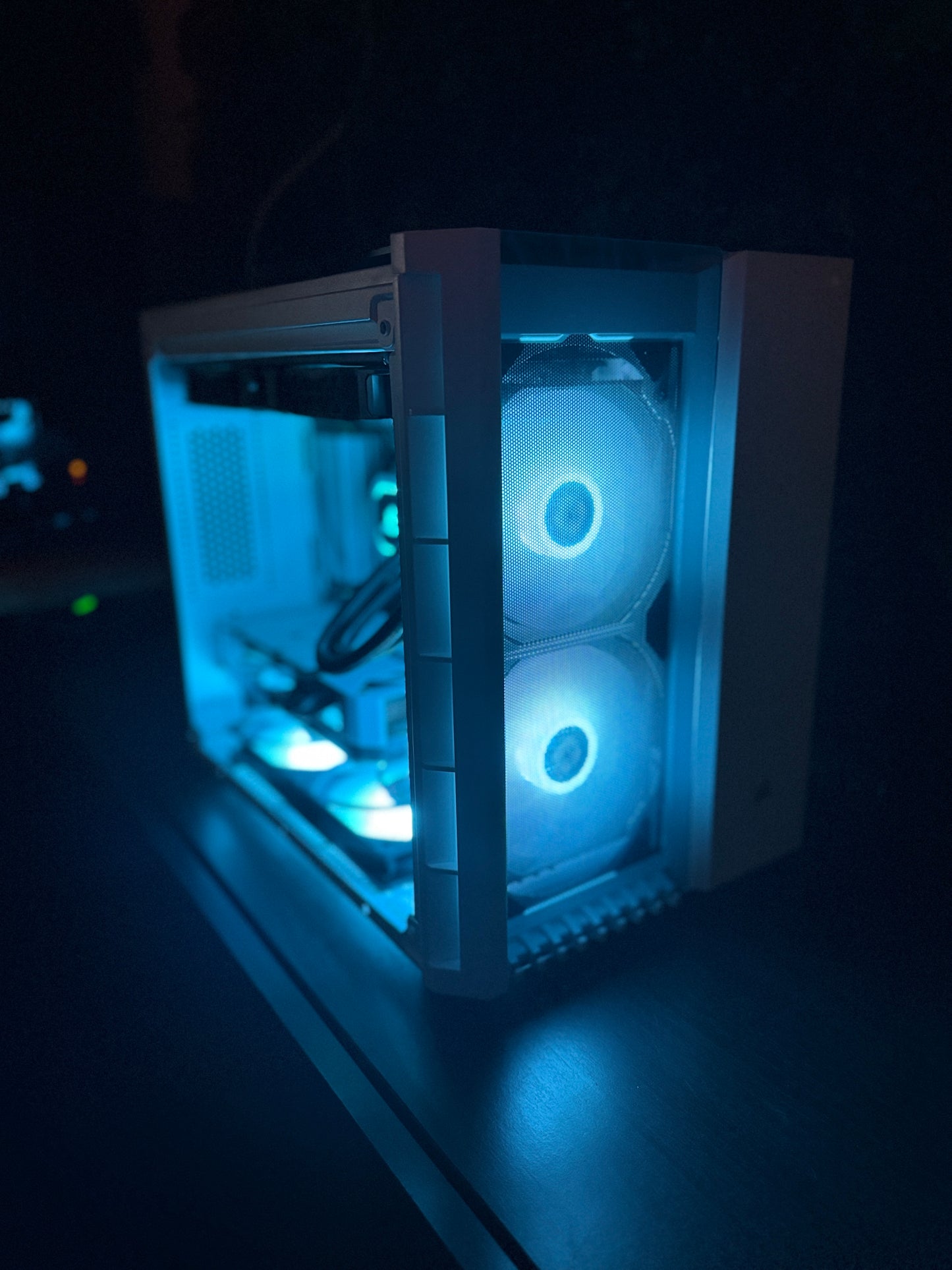 PRO Gaming-PC | Ryzen 7 5800X | RTX 4060 | 32GB | M.2 SSD | AiO