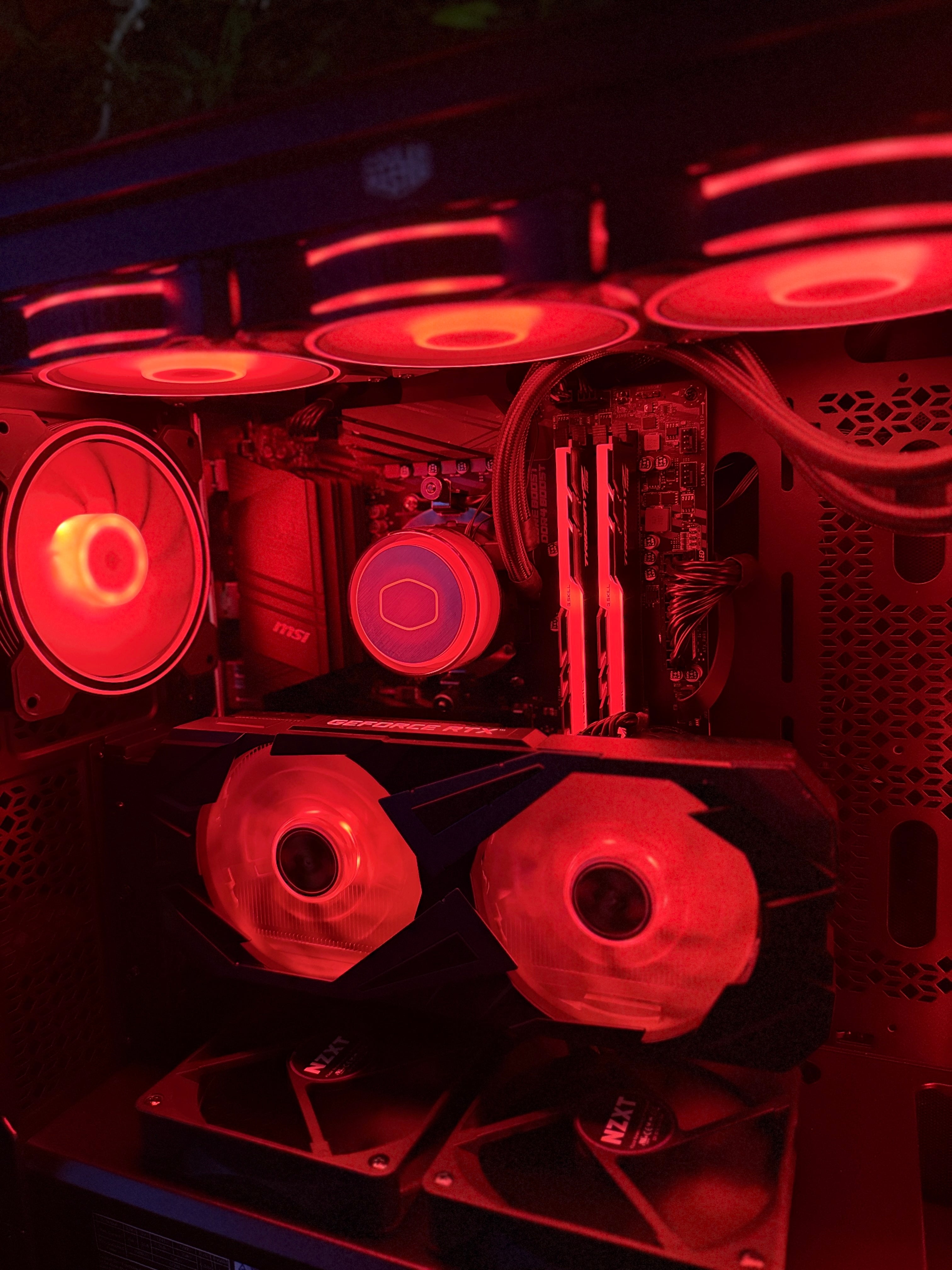 Showcase - PRO Gaming-PC | Ryzen 7 5800X | RTX 3070 | 16GB RAM