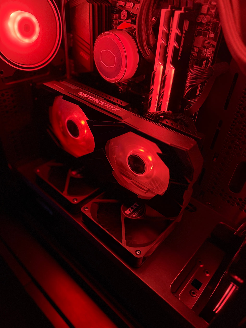 Showcase - PRO Gaming-PC | Ryzen 7 5800X | RTX 3070 | 16GB RAM