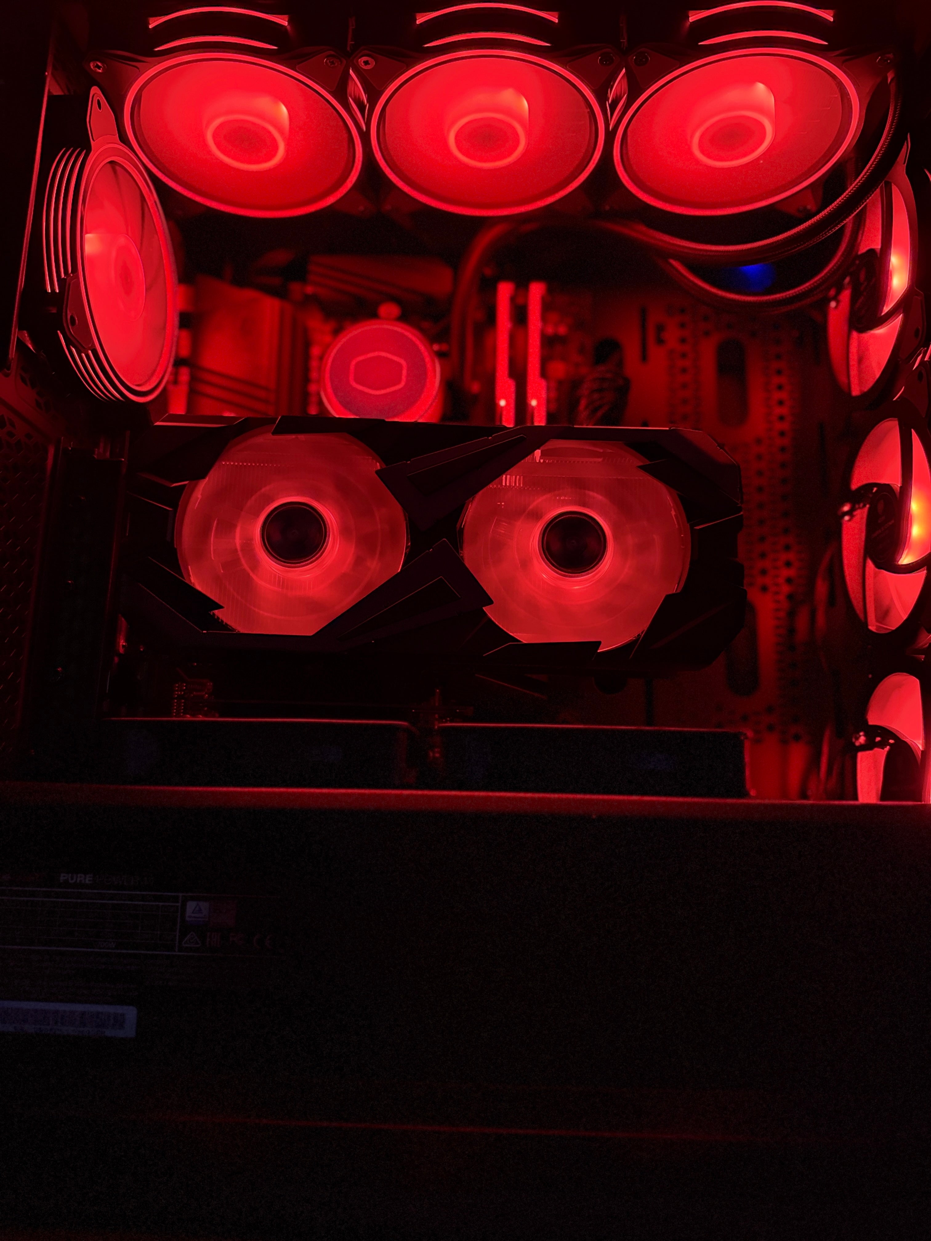 Showcase - PRO Gaming-PC | Ryzen 7 5800X | RTX 3070 | 16GB RAM