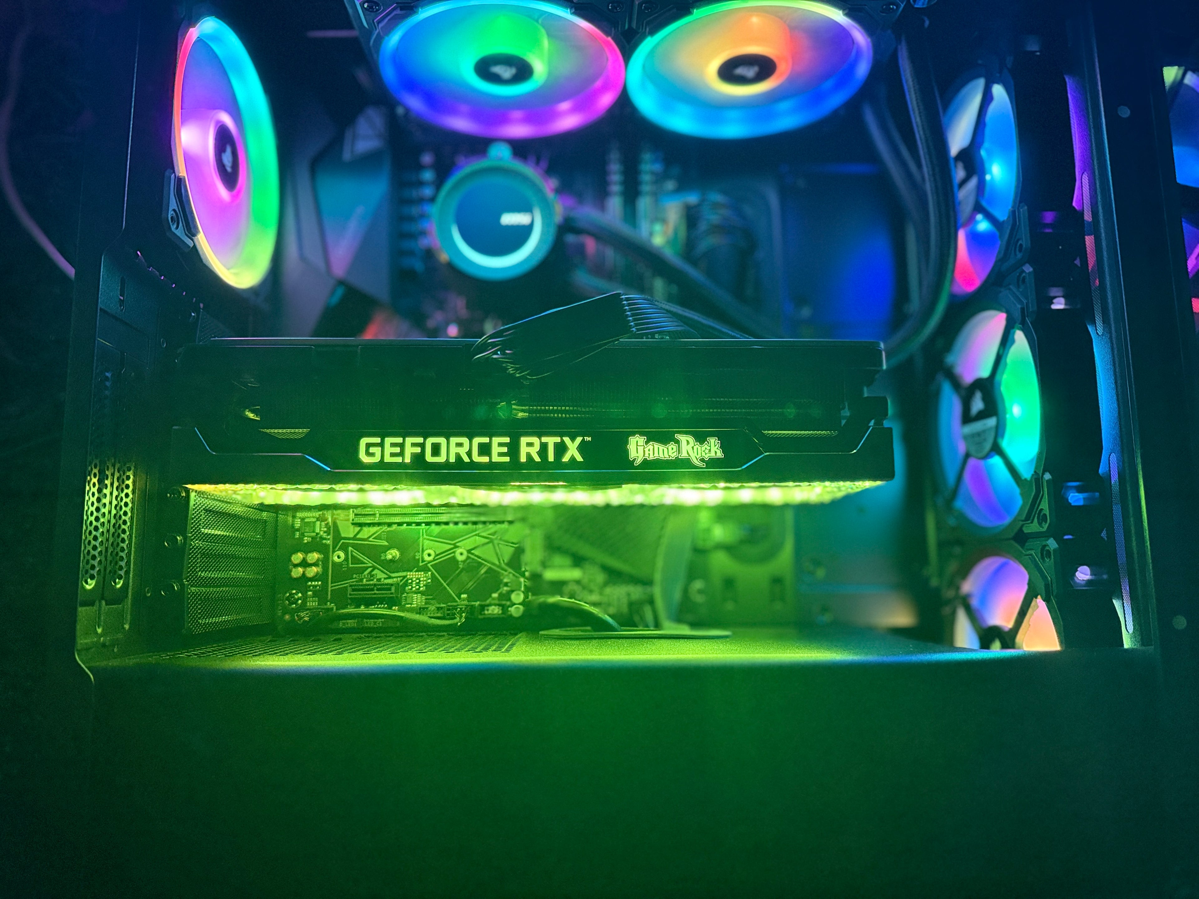 Showcase - PRO Gaming-PC | Ryzen 7 5800X | RTX 3070 | 32GB RAM