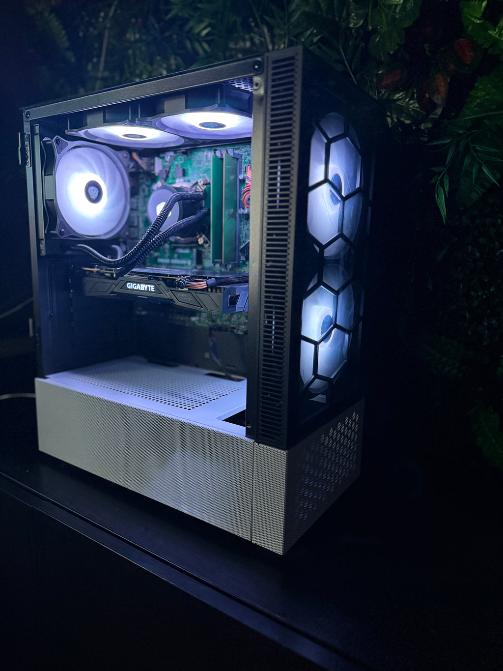 Showcase - Einsteiger Gaming-PC | i5 8500 | GTX 1070Ti | 16GB RAM