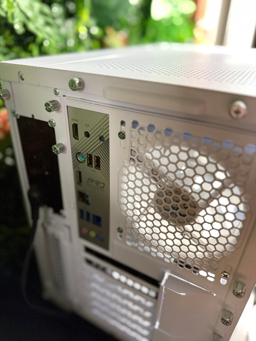 Showcase - HIGH END Gaming-PC | i5 12600K | RTX 5060Ti | 32GB RAM