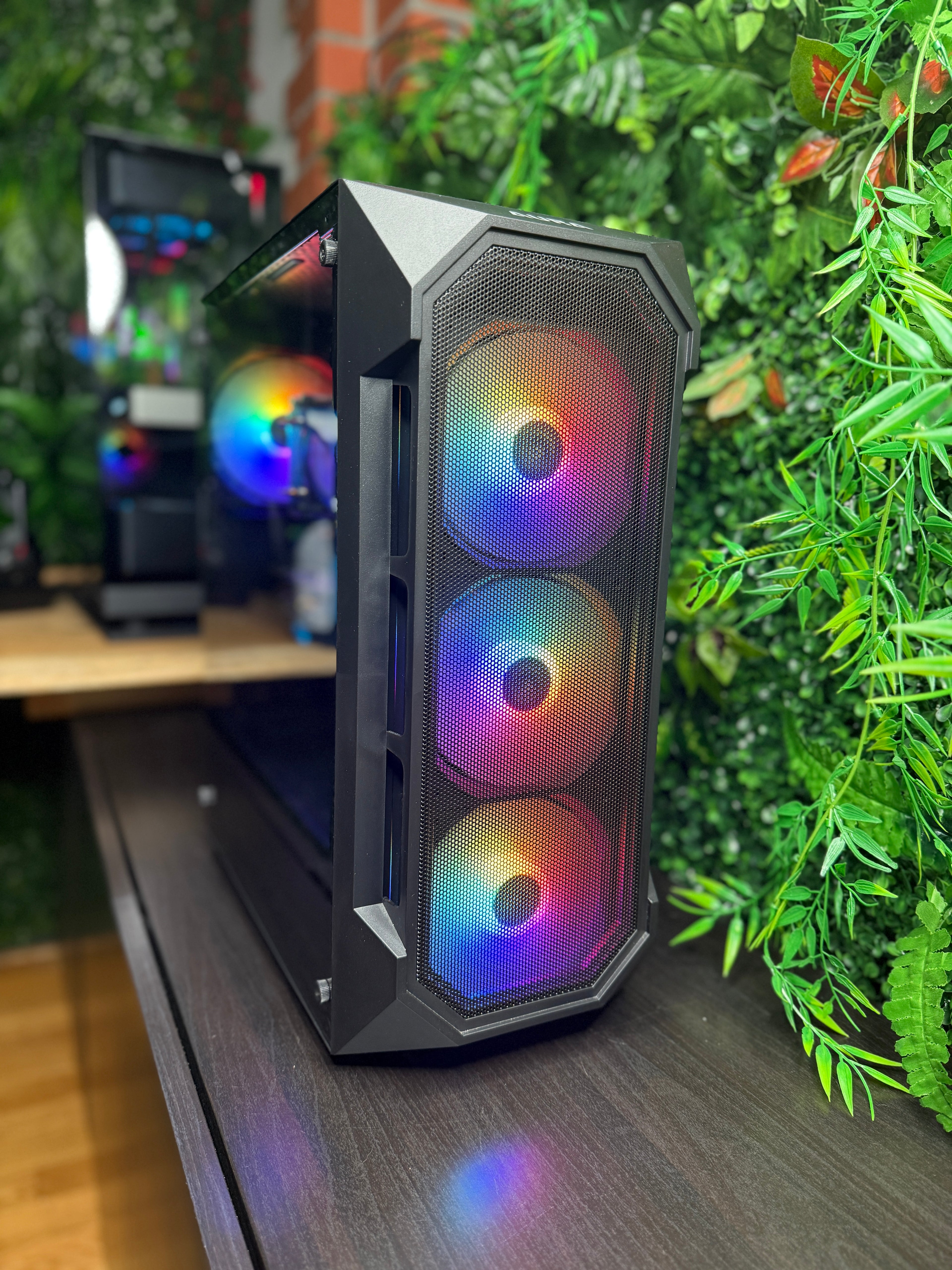 Showcase - EINSTEIGER GAMING-PC | i5-7600 | GTX 1660 | 16GB RAM