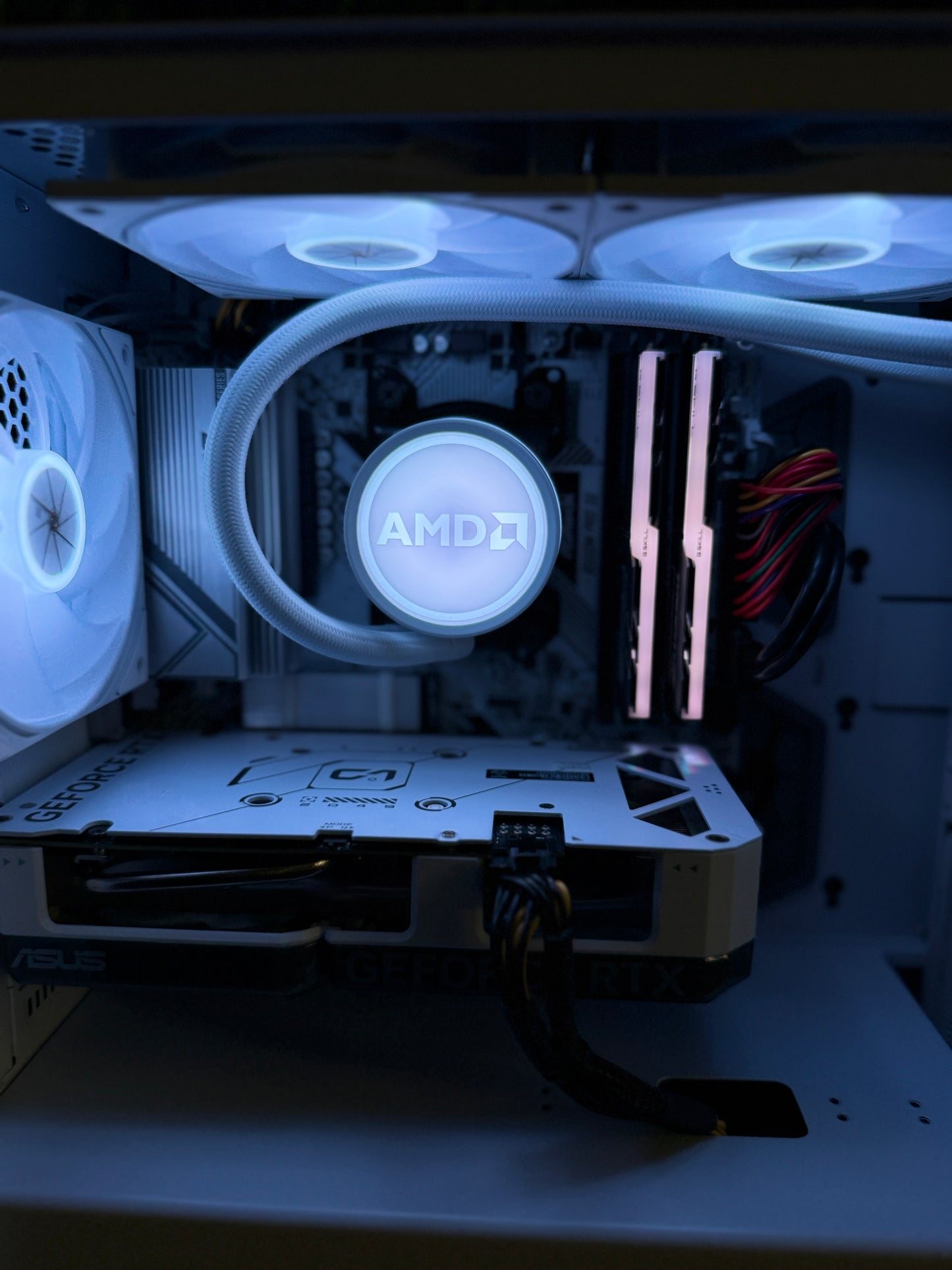 PRO Gaming-PC Ryzen 7 5800X | RTX 4060 | WQHD inkl. Garantie