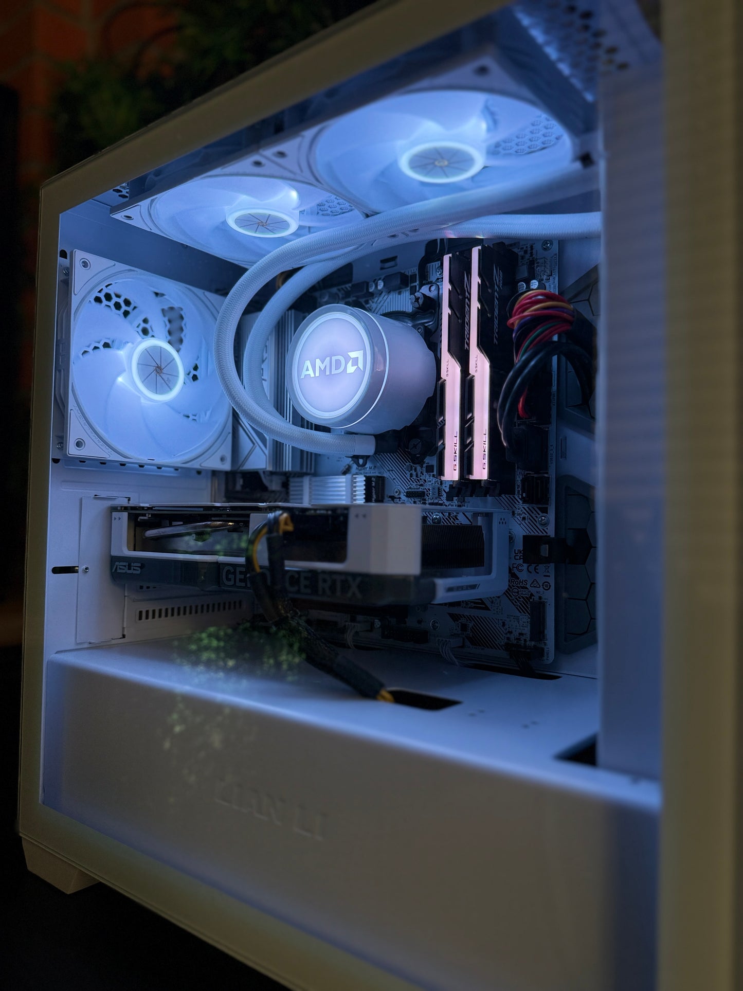PRO Gaming-PC Ryzen 7 5800X | RTX 4060 | WQHD inkl. Garantie