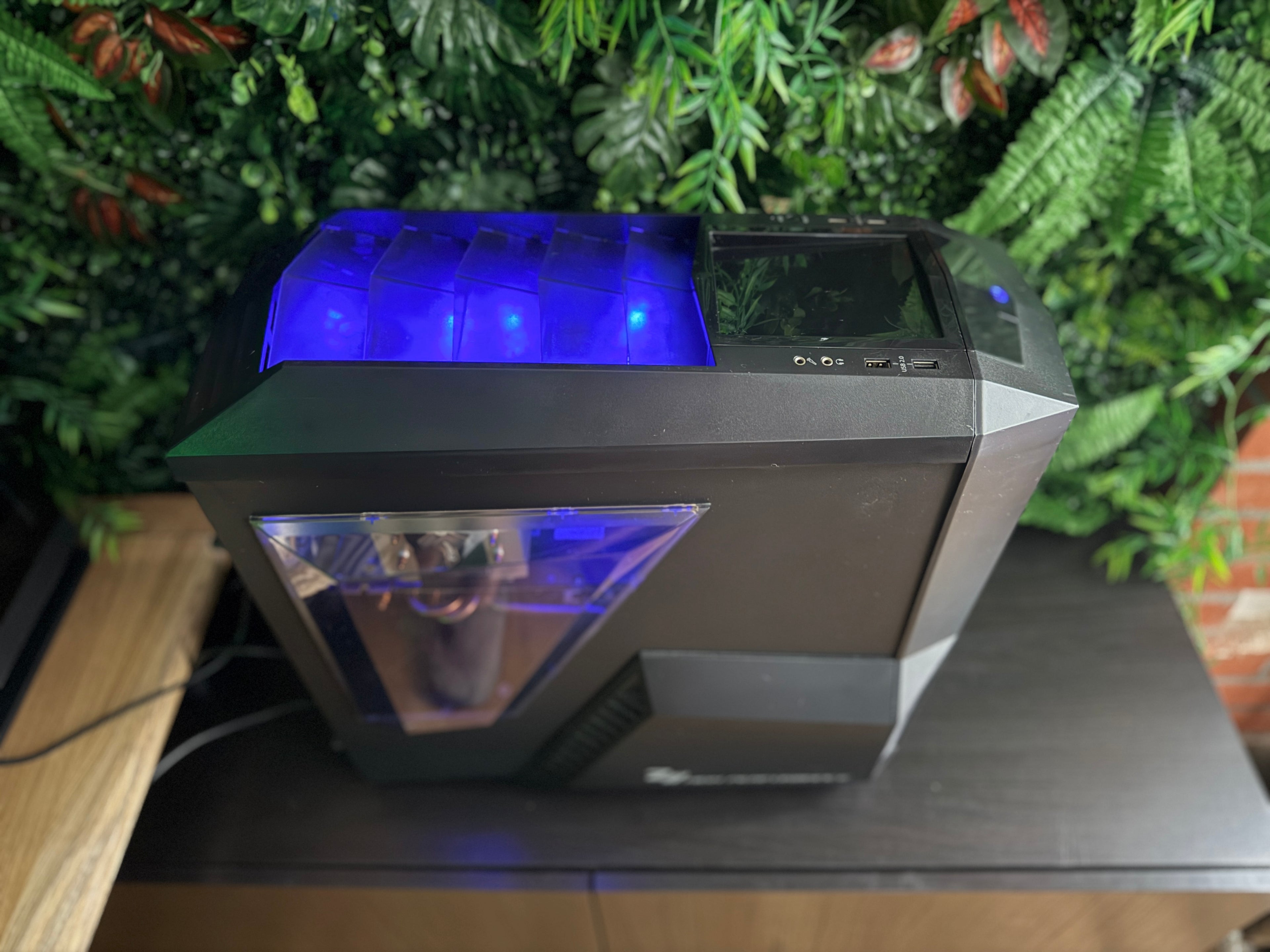Showcase - EINSTEIGER GAMING-PC | AMD FX 8350 | Radeon R9 280X | 16GB RAM
