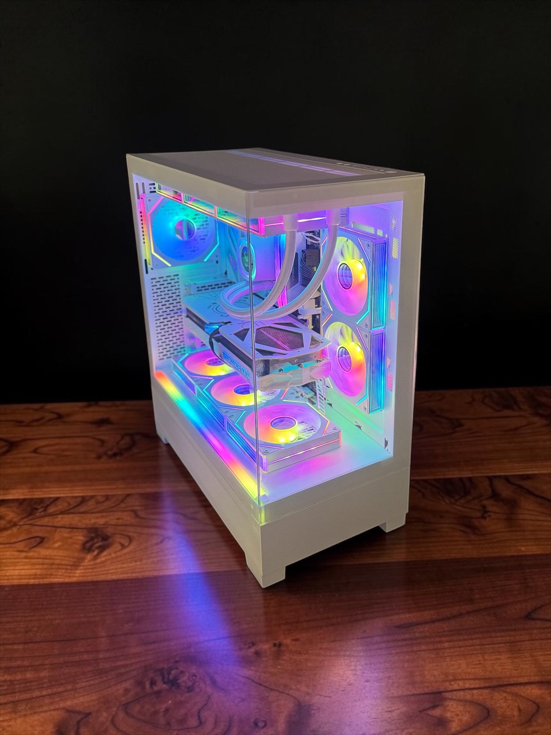 NEU HIGH END Gaming PC | RTX 4070 | Ryzen 7700X | 32GB RAM | WQHD & 4K | Garantie